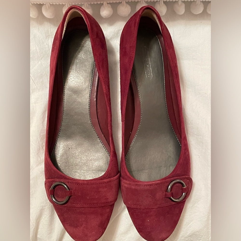 Easy Spirit suede shoes size 11